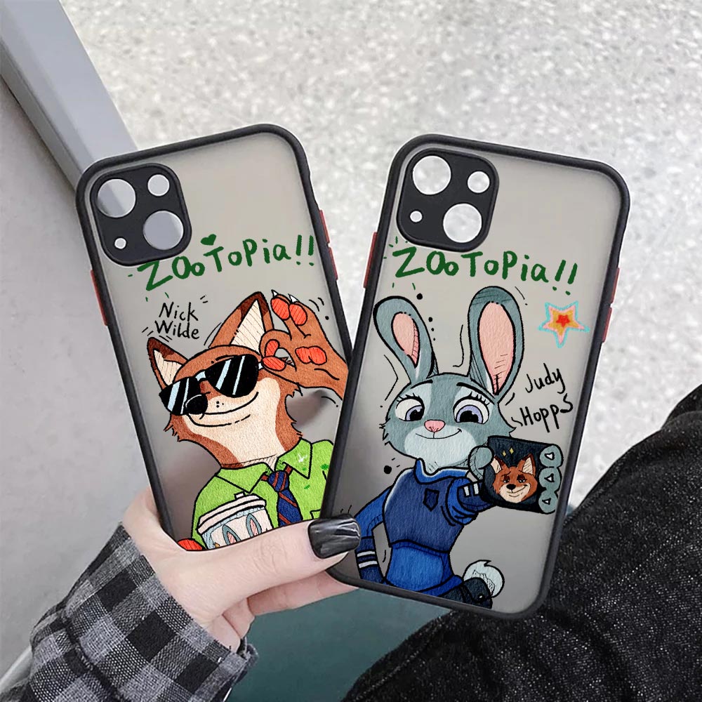 Funda Mate Translúcida Disney  - Apple Iphone 16 reseña y precio